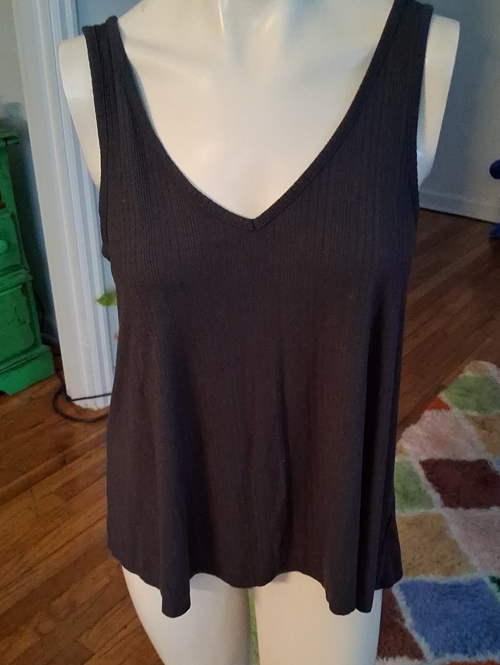 Old Navy Charcoal Ribbed V-Neck Tank Top